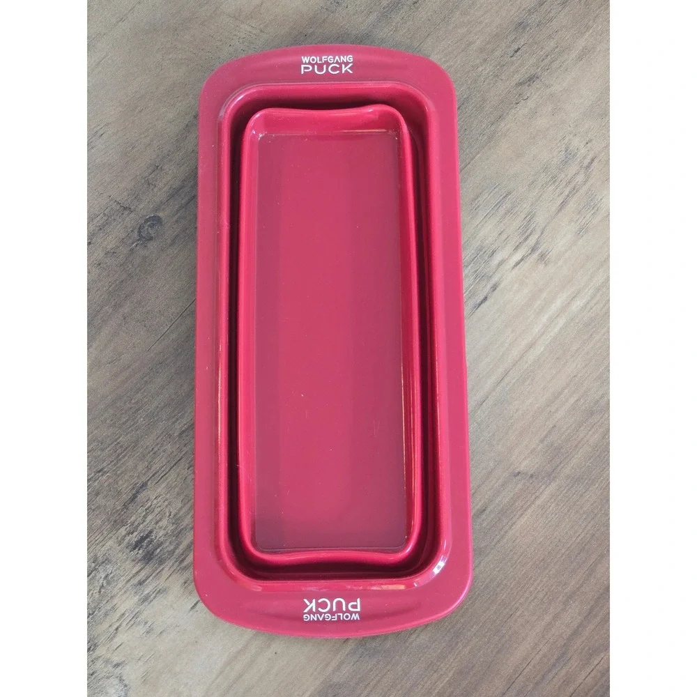 Wolfgang Puck Red Collapsible Silicone Bakeware Set Loaf Pan Round Cake Pan